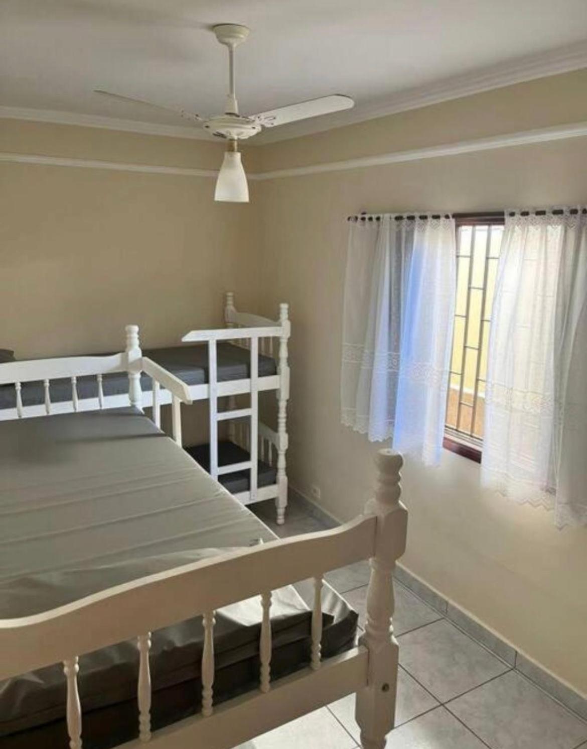 Villa Casa Com Piscina Em Mongagua à Praia Grande  Extérieur photo